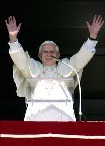 El papa Benedicto XVI  recuerda a Juan Pablo II